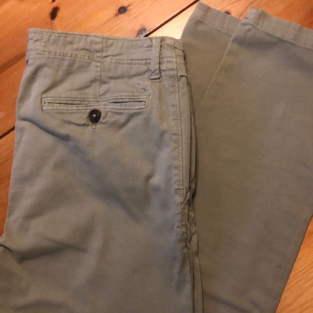Men’s khakis